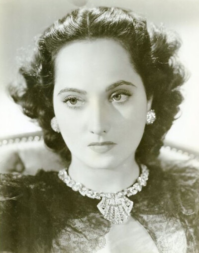 梅尔·奥勃朗Merle Oberon（1911-1979）