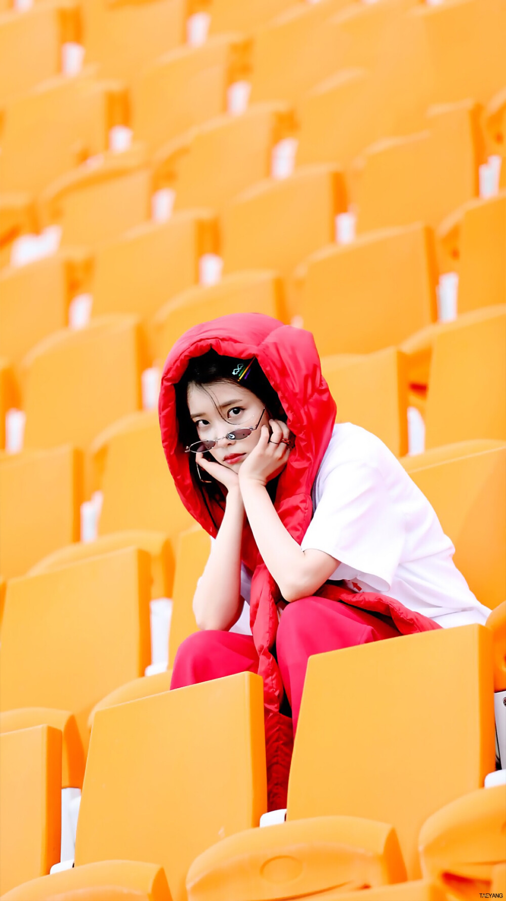 李智恩 IU 壁纸 锁屏 背景图