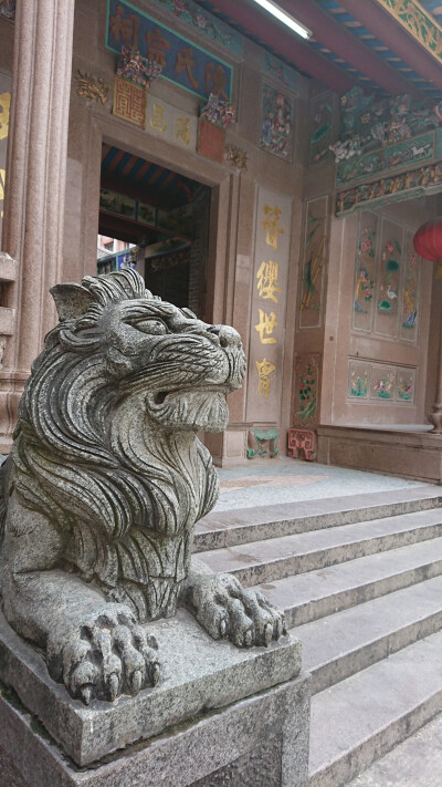 广东那些城中村有时还保留着古老的宗祠