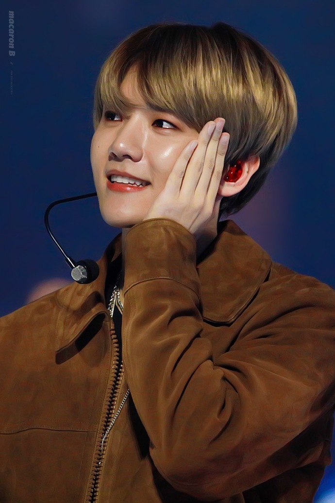 边伯贤 .BAEKHYUN 【更图】181012 IBK CON【macaron B】