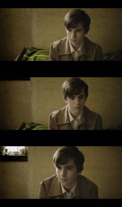 电影《吐司》自截图（Freddie Highmore