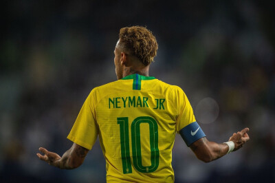 内马尔Neymar Jr
巴西vs沙特