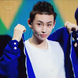 小鬼王琳凯
