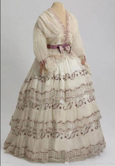 1850s’ fashion
都是蓬蓬蓬蓬蓬蓬裙