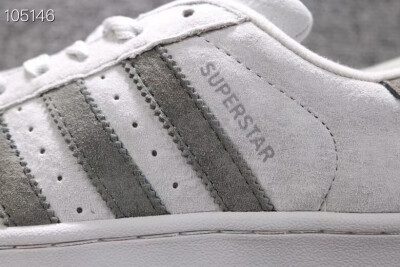 麂皮RH-SA-JY
爆火 Adidas SuperStar x Reigning Champ 贝壳头联名款卫冕冠军系列麂皮板鞋男女鞋BS9558
36-44码