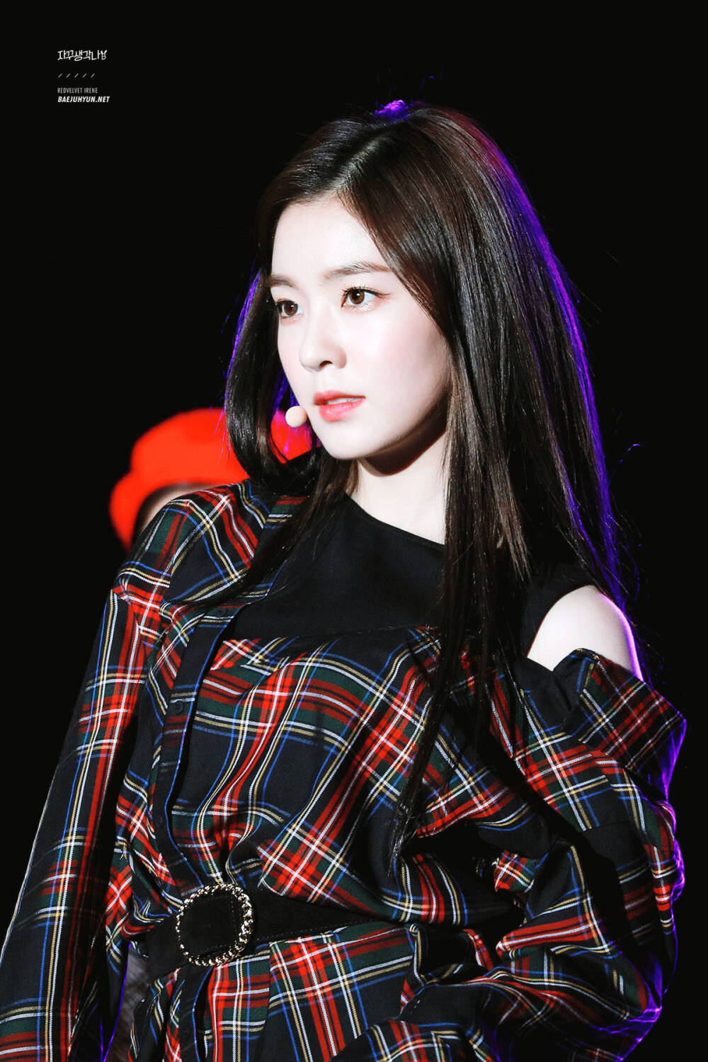 裴柱现 裴珠泫 irene
red velvet 队长