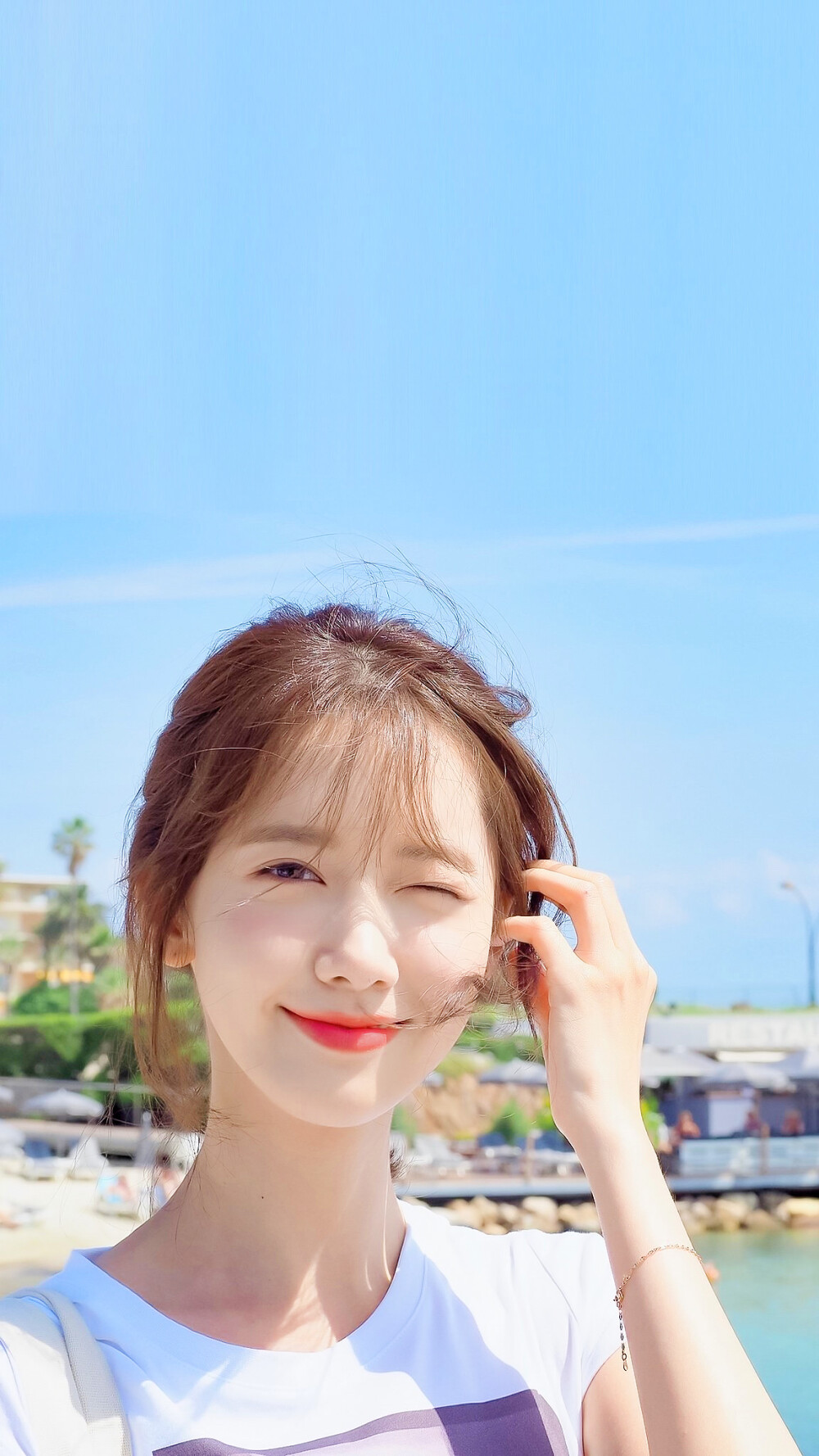 允儿小仙女的壁纸