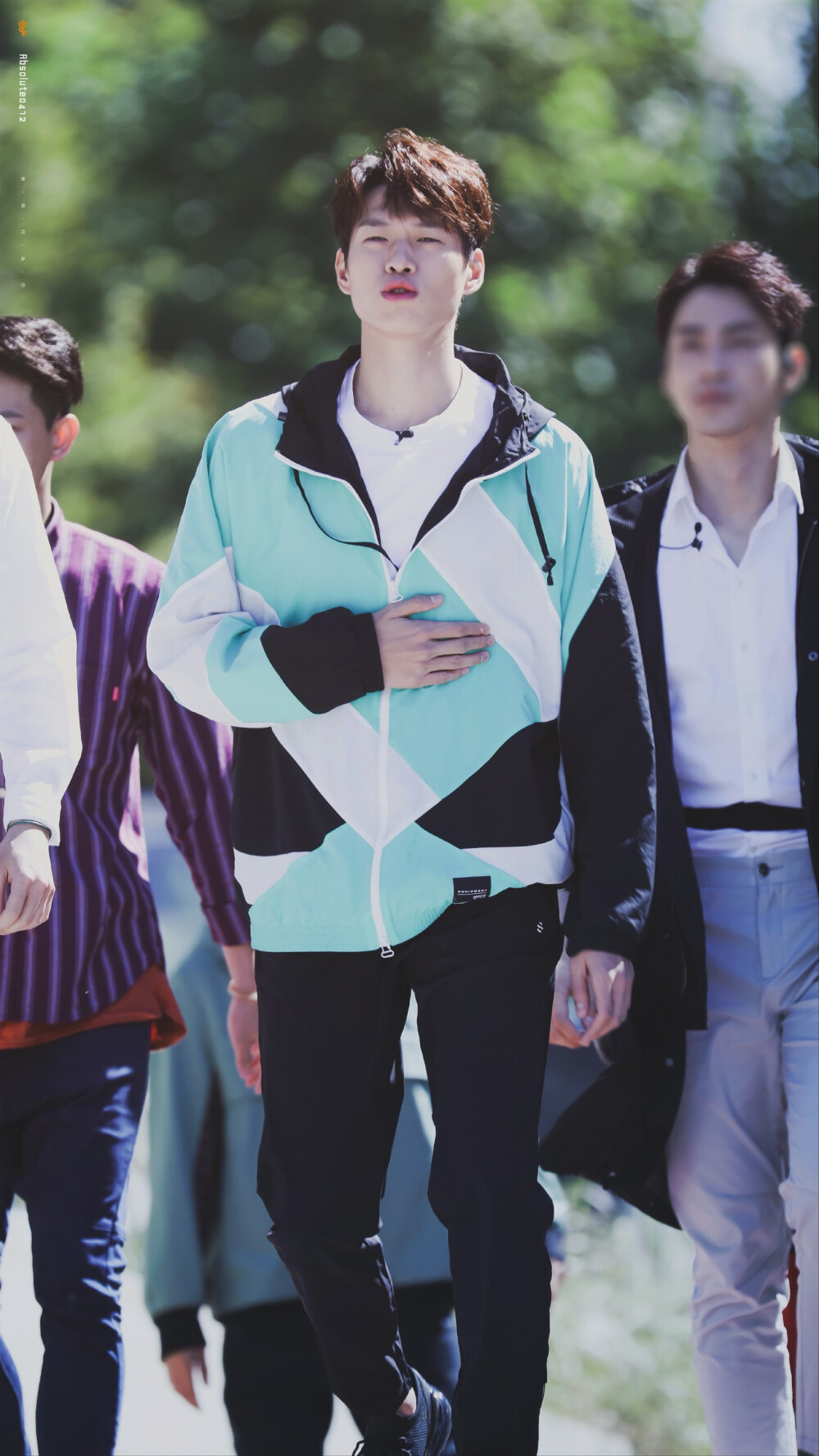 魏大勋20180923超新星运动会 cr.logo