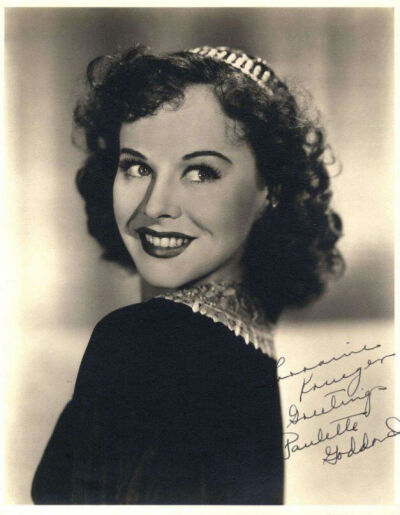 宝莲高黛
Paulette Goddard
美国女演员.1910-1990年