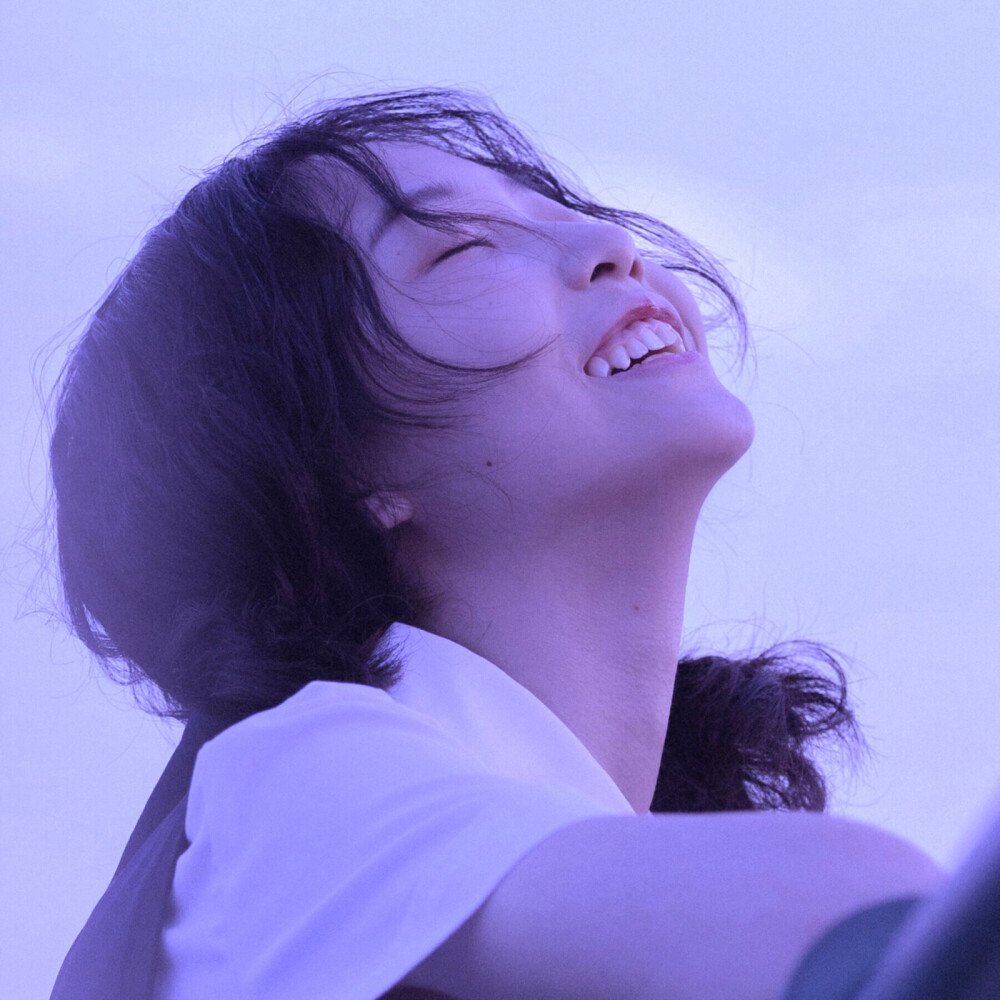 希望你们也包括我自己能做到不跟风不随波逐流更不要为了讨好别人去委曲求全越是被人看不起就越要证明给他们看生气不如争气我的愿望就是气死那些一直躲背后对我指手画脚的人