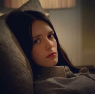 斯塔西·马汀 Stacy Martin