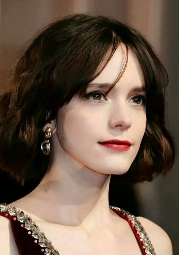 斯塔西·马汀 Stacy Martin