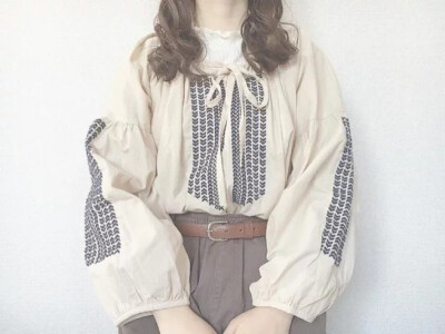 秋季穿搭
作者见原po