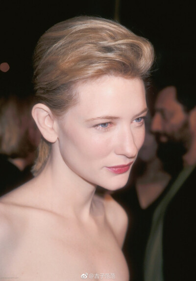 Cate Blanchett 真的是美到发光 ​​​​