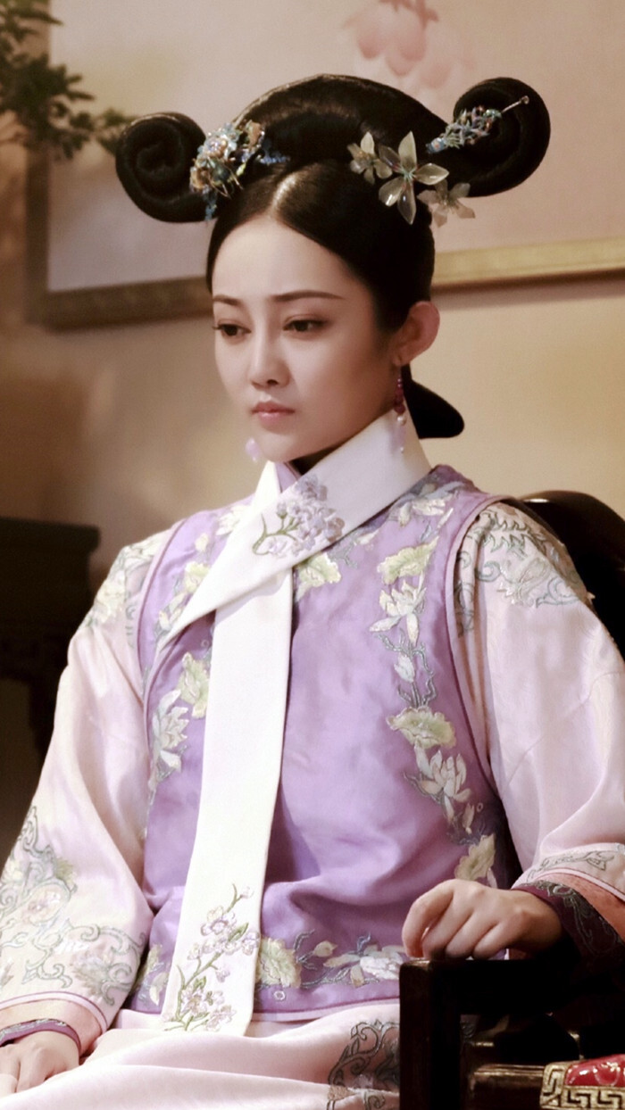 花落宫廷错流年贺兰姜萌轩饰