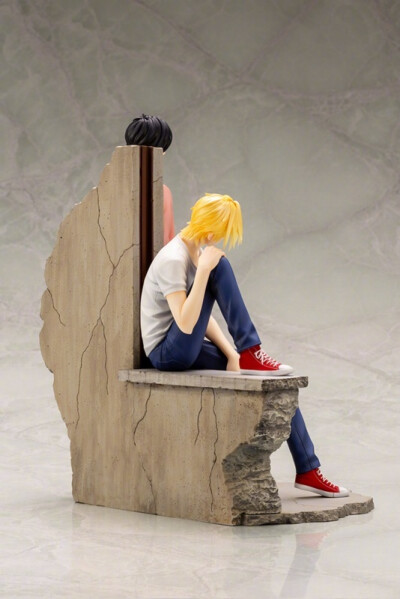 寿屋 BANANA FISH 1/8 亚修&amp;英二 开订 23760円(含税) 2019年4月发售※ 图9为寿屋SHOP限定替换特典「亚修 夜明けの寝顔ver.」 ?