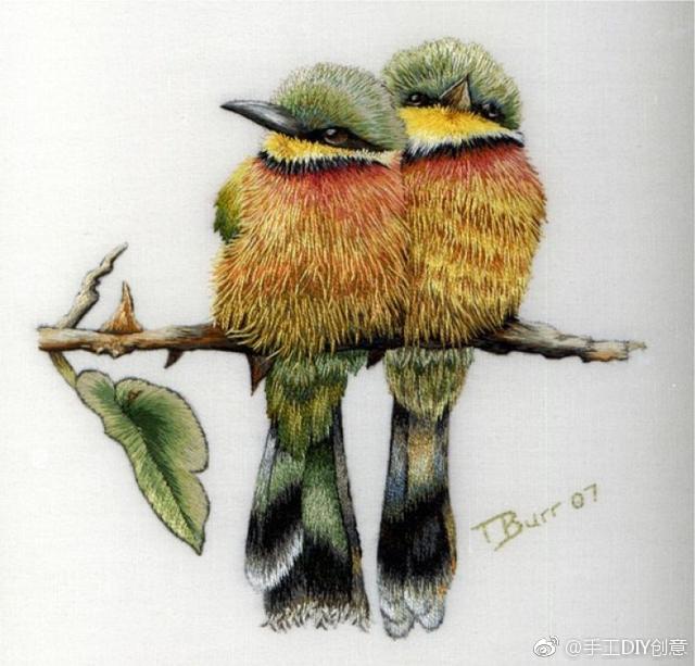 手工花鸟刺绣 ​
