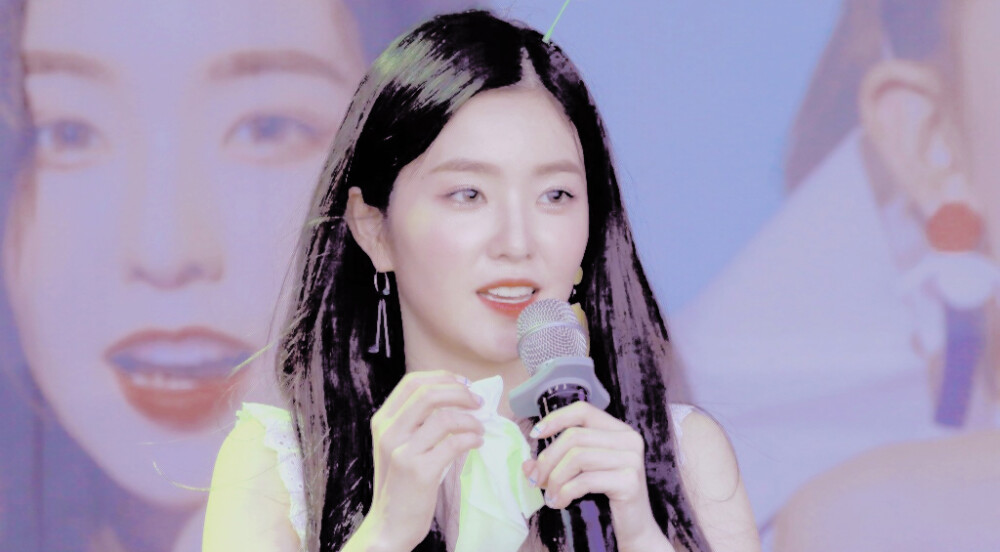 很久很久很久以前的裴姐。