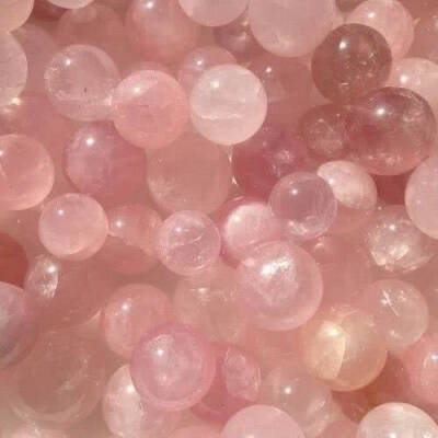 背景图（温柔粉色系）
最近睡的很坏
最好你搬过来