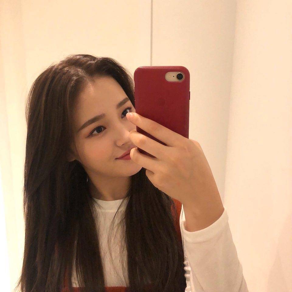 Momoland 李承利Nancy