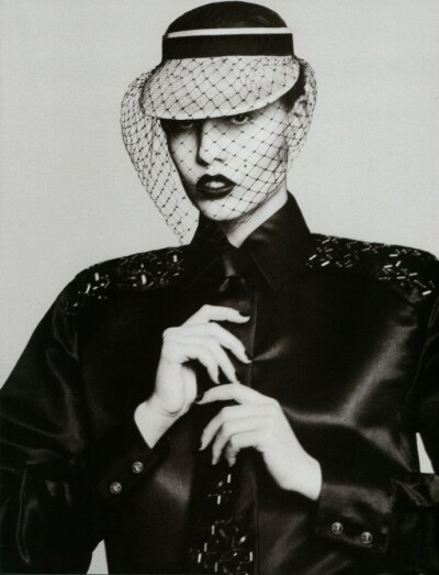 Nadja Bender by David Sims for Vogue Paris June/July 2012 