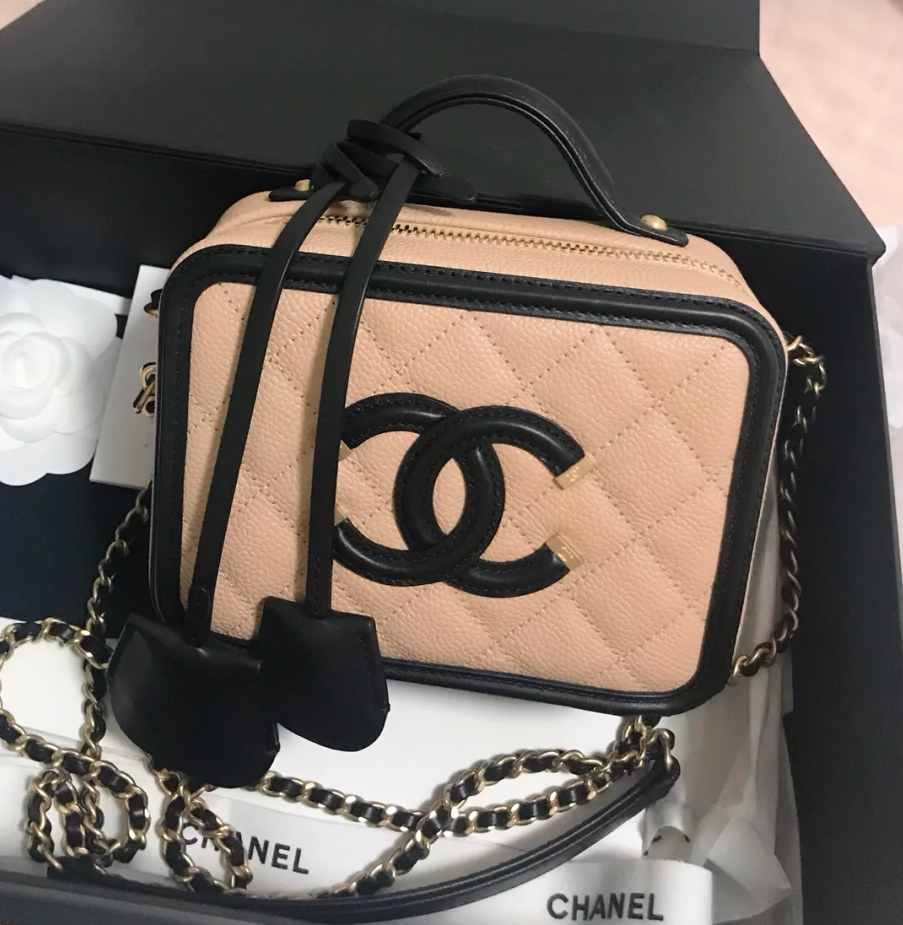 chanelbox盒子￥约1w8