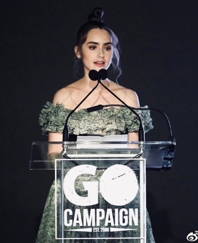 Lily Collins ins
Late night's #gocampigngala was an absolute beautiful evening celebrate all the work that @GOcampaign is doing to help vulnerable children around the world. Congratulations on all the…