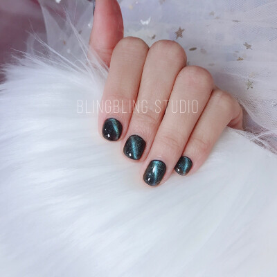 小布极光猫眼！超美的光！相机拍不出的多色光！