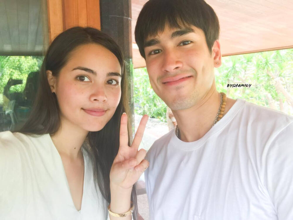 Yaya Urassaya Sperbund-Barry Nadech Kugimiya/naya