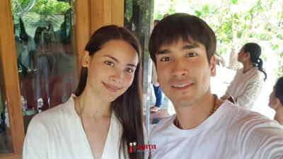 Yaya Urassaya Sperbund-Barry Nadech Kugimiya/naya