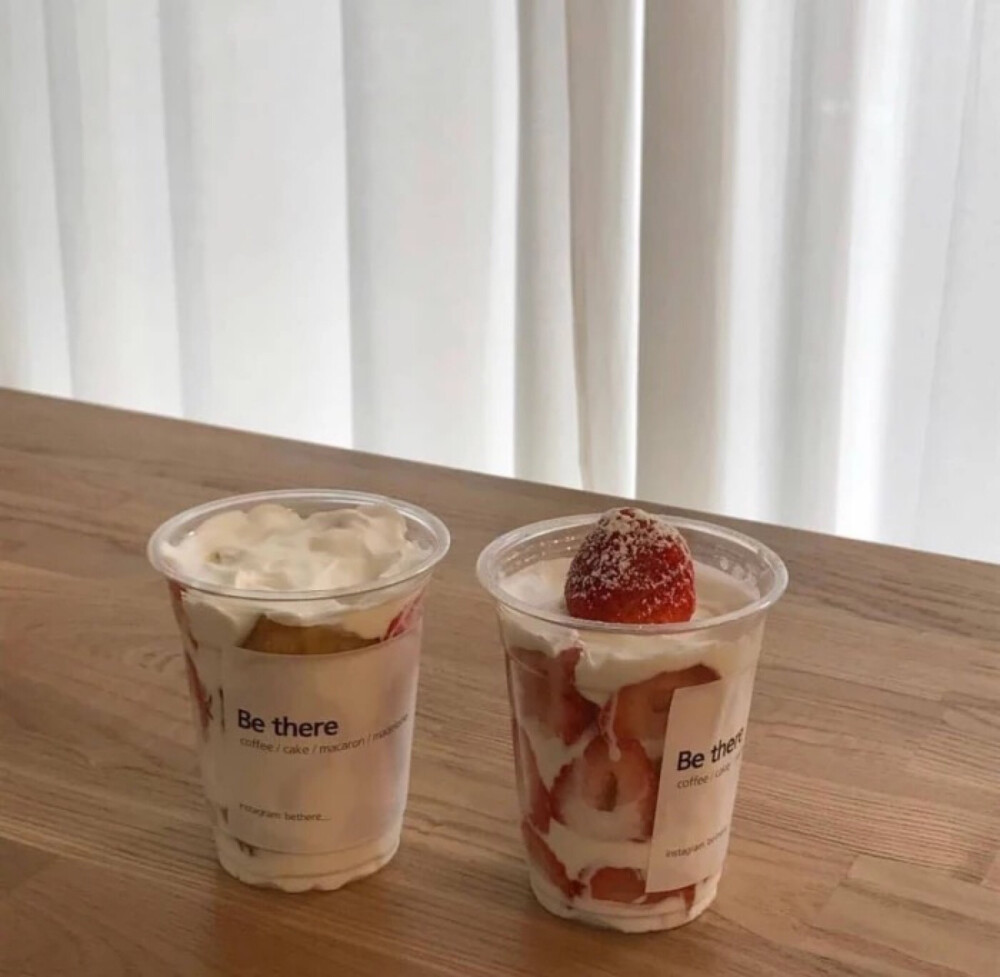 朋友圈封面 背景 朋友圈壁纸 ins风 正方形 键盘壁纸 简约