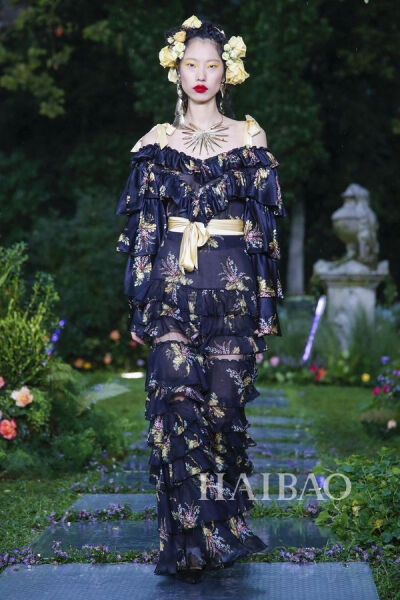 2019春夏纽约时装周：Rodarte