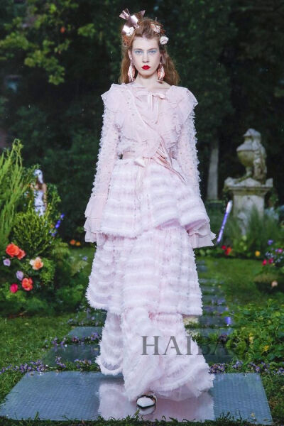 2019春夏纽约时装周：Rodarte