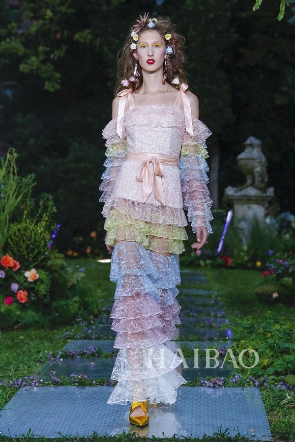 2019春夏纽约时装周：Rodarte