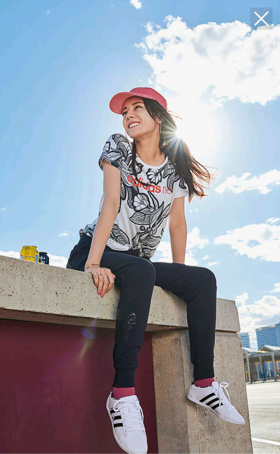 迪丽热巴阿迪达斯