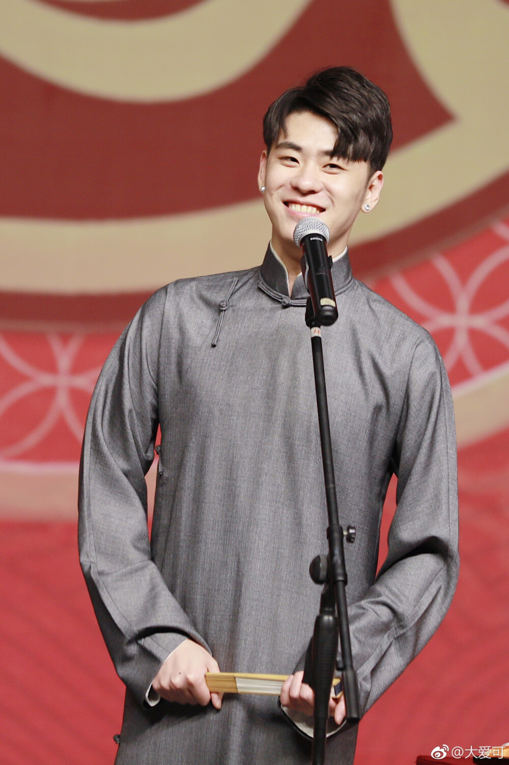 张云雷高清壁纸