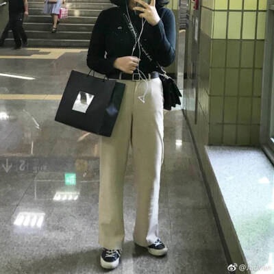  ♬︎*(๑ºั╰︎╯︎ºั๑)♡︎感觉自己可爱了一百倍