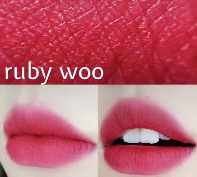 大名鼎鼎的MAC ruby woo 哑光复古大红色，涂上之后气质杠杠的，适合任何肤质，黄黑皮涂上之后特别显白、显气场