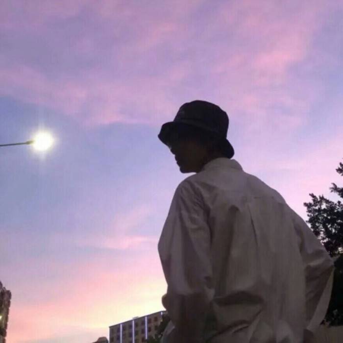 你 说 爱 是 什 么.