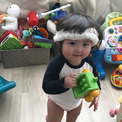 [女生头像] [卡通头像][可爱] [短发]