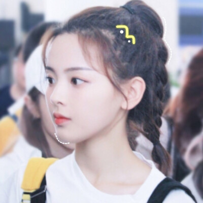 爱豆头像cr.二传注出处
by顾恩久ej//堆糖勋味奶霖
均自截自调图（杨超越）