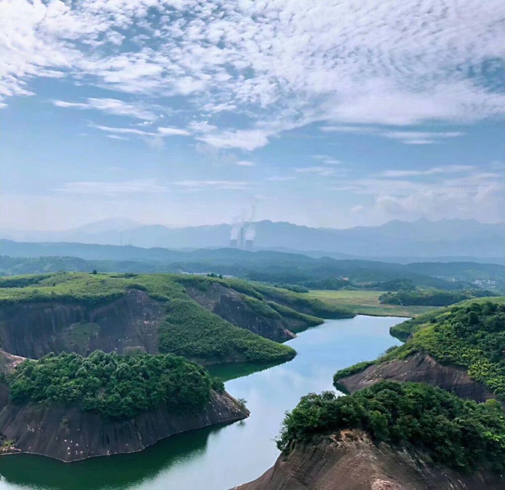 赞我大郴州
美丽的东江湖