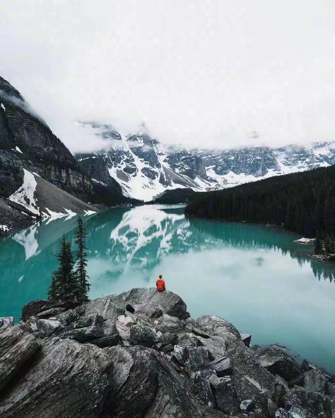 加拿大班夫国家公园的梦莲湖Moraine Lake，加拿大真是值得一去的地方 ​​​​