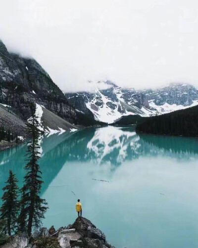 加拿大班夫国家公园的梦莲湖Moraine Lake，加拿大真是值得一去的地方 ​​​​