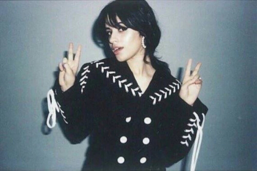 Camila Cabello 卡妹