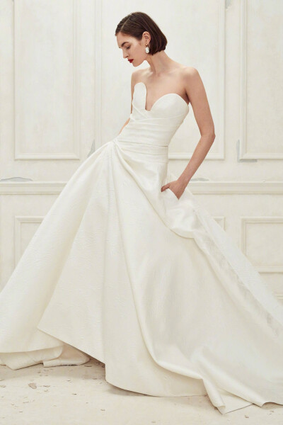 Oscar de la Renta Bridal Fall 2019