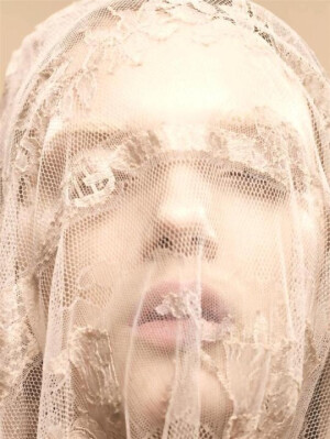 #Lily Donaldson# photographed by Sølve Sundsbø for Numéro #82 April 2007. 