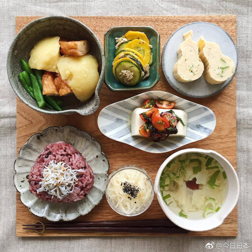 从食材到餐具的搭配都很有讲究的日本博主，画面舒适！（ins：adabonne25） ​​​