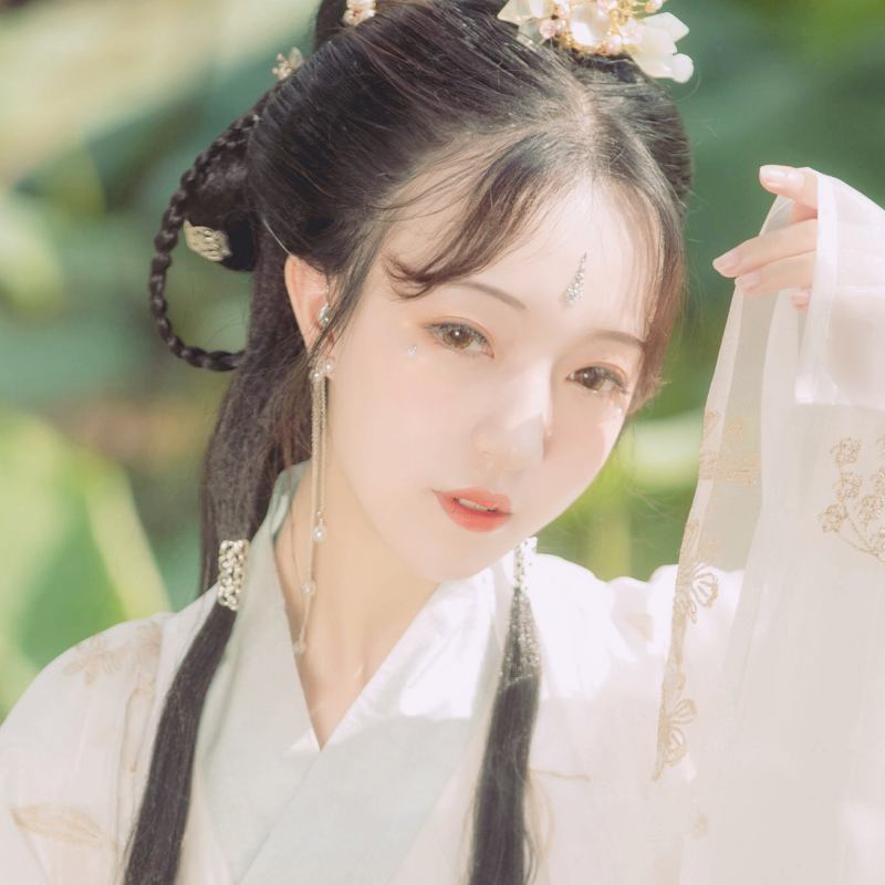 古风头像 自截 /泛轻舟
二传注明出处