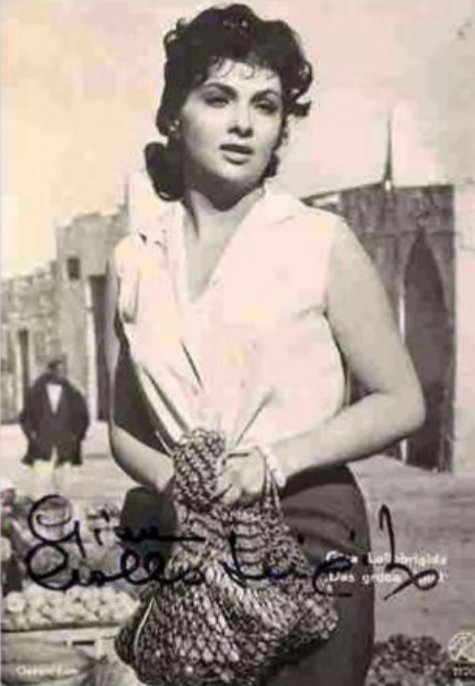 吉娜劳洛勃丽吉达
Gina Lollobrigida
意大利女演员.1927年～